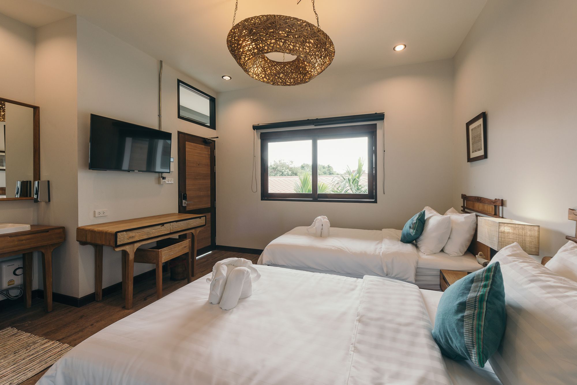 33 Poshtel (Adults Only) Hotell Chiang Mai Exteriör bild
